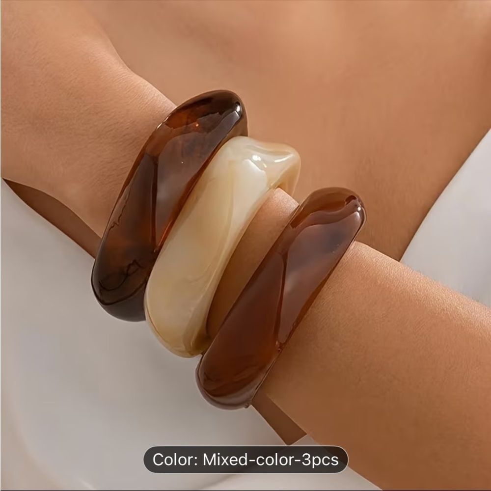 Set of Three acrylic Brown and Cream Bangles